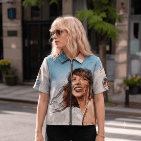 SWIFT TAPESTRY TEE