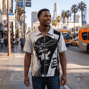 JESUS V3 TAPESTRY TEE
