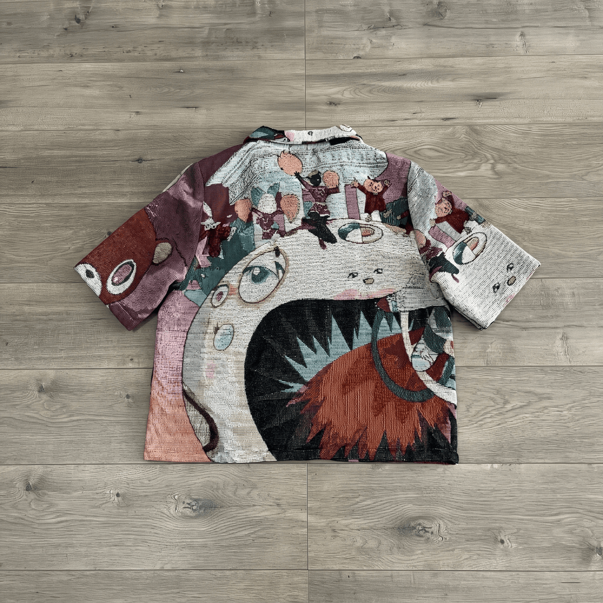 GRADUATION V3 TAPESTRY TEE