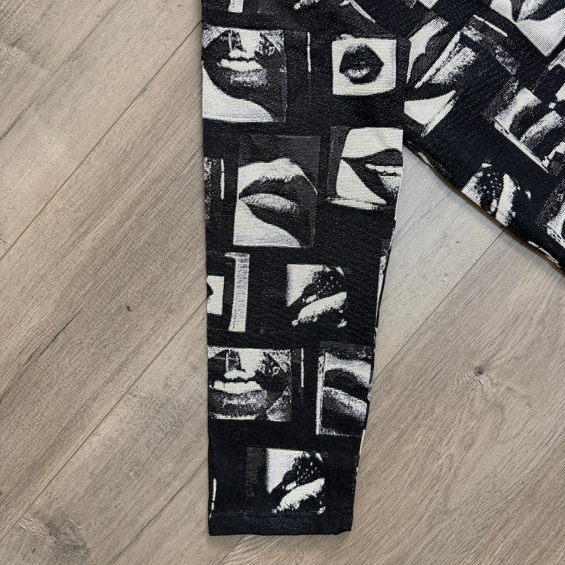LIPS TAPESTRY JACKET