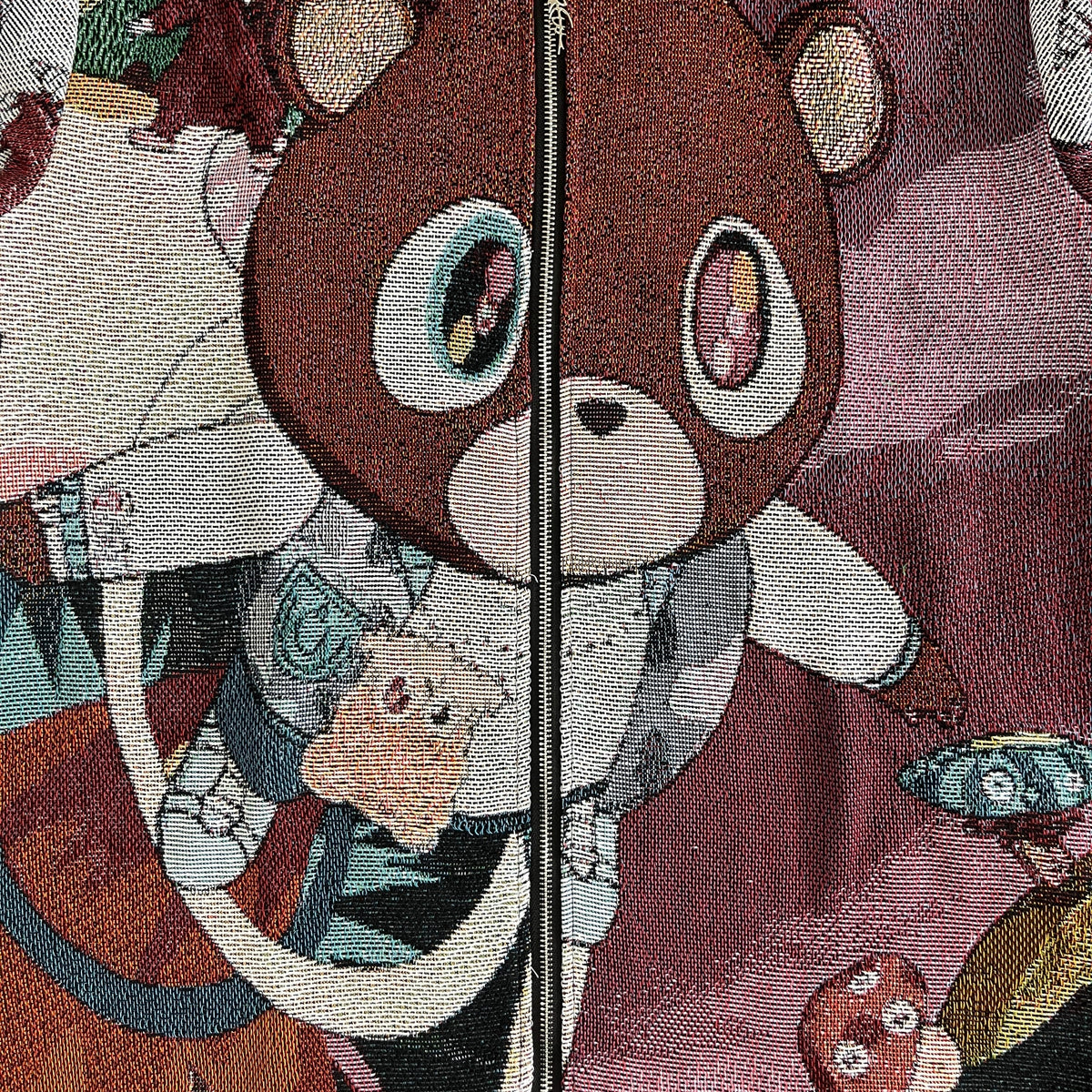 GRADUATION V3 TAPESTRY TEE